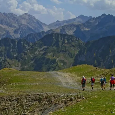 2 Pieces, Centre De Cauterets, Proche Telecabine, Local Ski, Bien Equipe - Fr-1-401-110 *