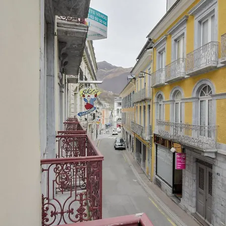 Apartamento 2 Pièces, Centre De Cauterets, Proche Télécabine, Local Ski, Bien équipé - Fr-1-401-110